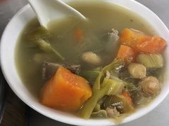 霸王花扁豆薏米煲龙骨-祥胜美食