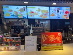 -麦当劳(丽江玉河广场店)