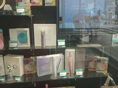 -百老汇(屯门市广场店)