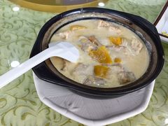 -鹏城人家海鲜酒家·23年老字号(较场尾店)