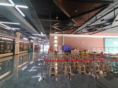 -肥肥虾庄·金牌油焖大虾(杨园滨江时代walk店)