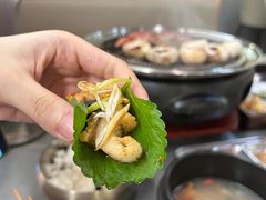 -围炉肉舍•炭烤活鳗•丹东海鲜烤肉(步行街店)