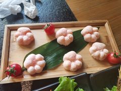 猫爪虾滑-湊湊火锅·茶憩(南京东路悦荟店)