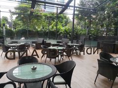 -深圳温德姆至尊酒店·大堂吧·户外花园