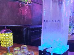 -喜鹊音乐酒馆(西街店)