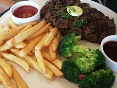 -WOLFGANG PUCK KITCHEN & BAR(迪士尼小镇店)