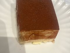 -静香HOUSE·全时段融合餐厅(七星欢乐颂店)