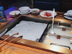 -蒙肥羊·酸汤潮牛·鲜牛肉火锅烤肉自助(岗顶店)