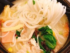 秀才菌汤过桥米线-米鲜剁椒米线(梅溪湖店)
