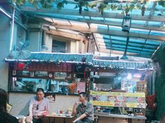 大堂-老宅原住民沙茶面精品小吃(龙头路店)