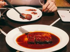 蜜汁黑豚叉烧-杭州西子湖四季酒店·金沙厅