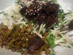 -百春原湖南牛肉粉(百联世纪店)