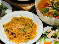 -肆海小川菜酒馆Wine Bistro (青年路店)