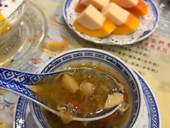 -广信牛奶甜品世家(台东店)