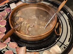 -阿山卓·野生菌火锅·纳西火塘烤肉