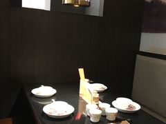 卡座-老头儿油爆虾·知味杭州(爱琴海购物中心)