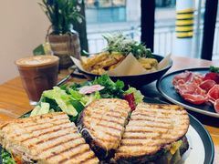 -O'mills Sourdough Bakery&Bistro(永嘉路店)