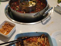 -蛙两只美蛙鱼头火锅(恒茂店)