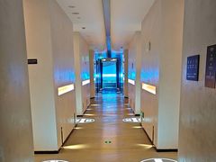 -涨巢·潮玩水疗局