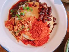 老奶脆哨洋芋粑-包整·丝娃娃(一览甲秀楼风景店)