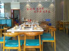 大堂-小牛叔鲜切牛肉·火锅·烤肉自助(公济桥路店)