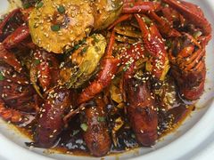 -肥肥虾庄·金牌油焖大虾(东湖欢乐谷店)