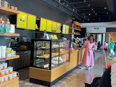 -星巴克(洛阳中州路王府井店)