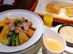 鸡肉大虾鲜蔬波奇碗-西堤牛排(龙德广场店)
