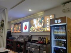 -毛辣果·贵州红酸汤牛肉火锅(西单店)