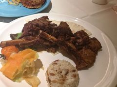 嫰烤羊排配饭及烤蔬菜-Pasha帕夏土耳其餐厅(南昌路店)