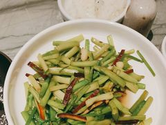 -披云云小馆·味道江湖(姚家园万象汇店)
