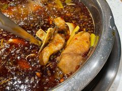 全红味锅底-肖肖酸萝卜鱼火锅(总店)