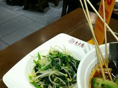 -张氏宽窄巷成都名小吃(茂业百货华强北店)