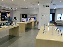 -华为授权体验店(中山公园来福士)