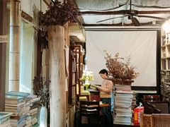 -斯多格书乡(北京大学畅春园店)