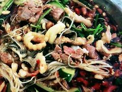 -周良天山牛杂城(天山路总店)