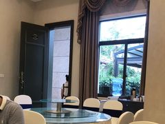-月圆霖特色农家乐