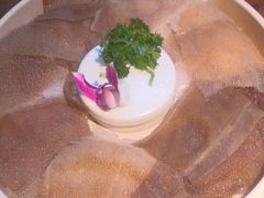 -老牌坊云南鱼豆花火锅(哈西万达店)