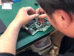 -鸿准通信科技·忠诚手机电脑维修中心(三林店)