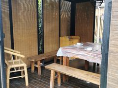 露天位-冰冰龙虾·江湖菜·花园江景餐厅