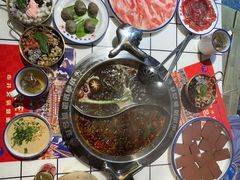 -贤合庄卤味火锅(济南泉城路店)