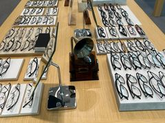 -Eziwish眼镜·蔡司授权店