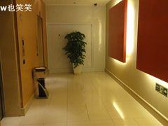 -北京民族园葉子里酒店(鸟巢店)