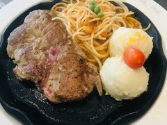 -豪客来牛排(重庆三峡广场步行街1704店)