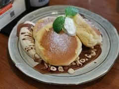 榛果巧克力奶油芝士舒芙蕾松饼-UPPER KITCHEN(延安路店)