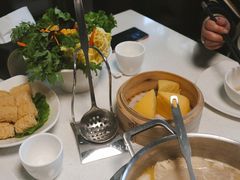 -煲王粤菜餐厅(中侨中心店)