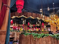 -老滇山寨•云南特色菜•地方菜•民族风情歌舞表演(金碧店)