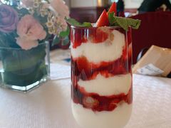 酸奶巴菲-弘雅饭店