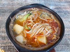 -蒙自云南过桥米线(品牌街店)