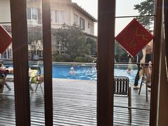 -芭东小镇温泉